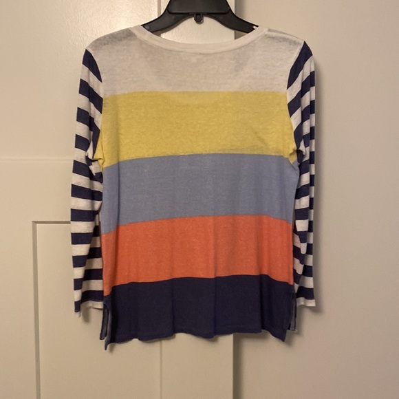 Tribal 3/4 sleeve shirt - Picture 2 of 2